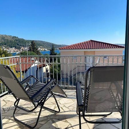 Kn House With Two Apartments Near Sea Rogoznica  Luaran gambar