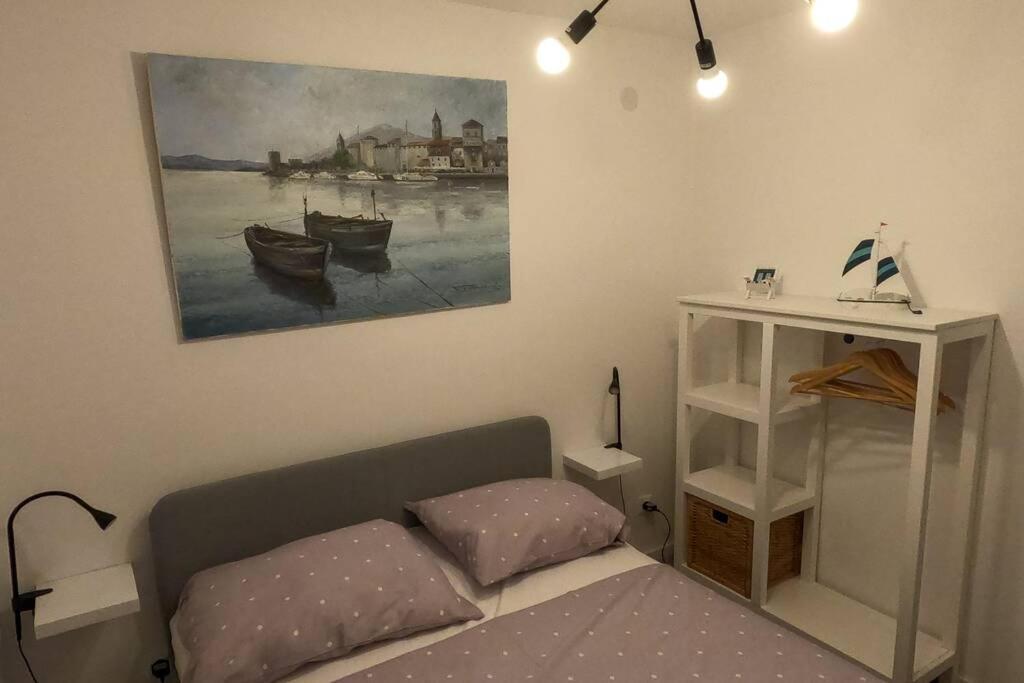 Kn House With Two Apartments Near Sea Rogoznica  Luaran gambar
