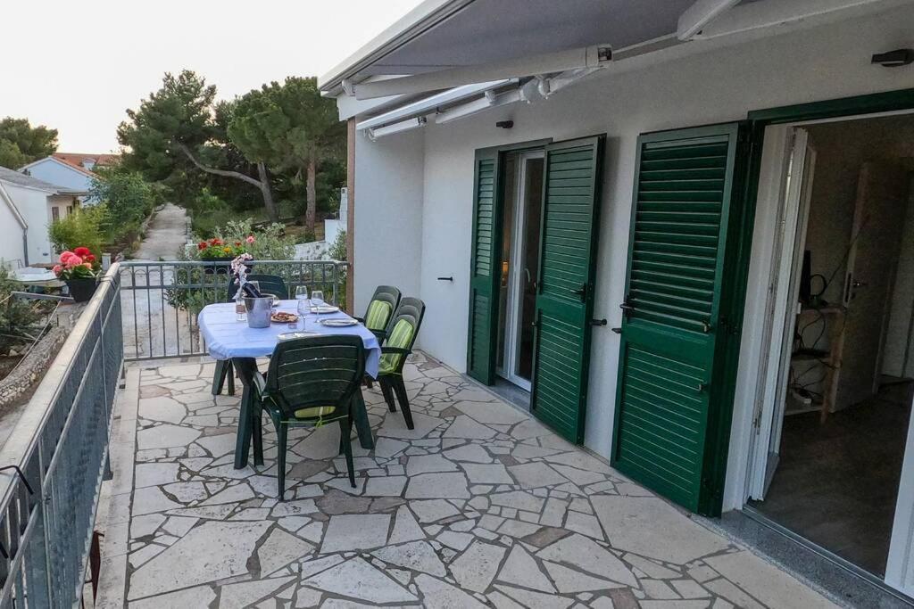 Kn House With Two Apartments Near Sea Rogoznica  Luaran gambar